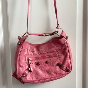 Balenciaga Classic Crossbody Bag (Pink)